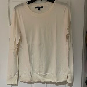 Banana Republic Lightweight white sweater in size large